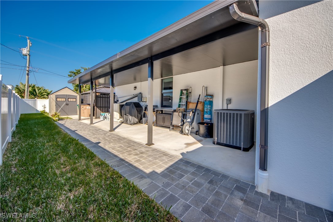 4222 SW 14th PL