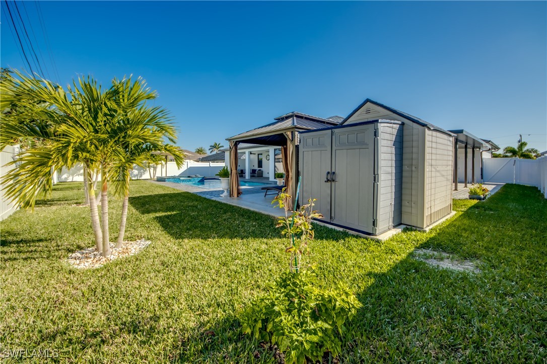 4222 SW 14th PL