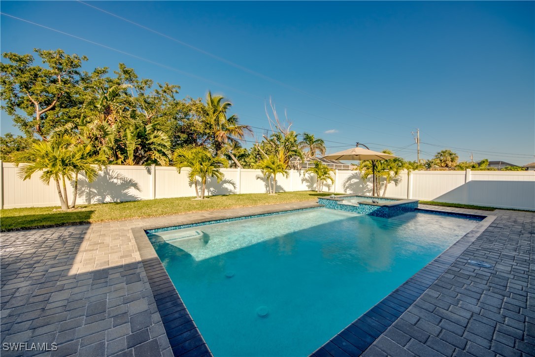 4222 SW 14th PL