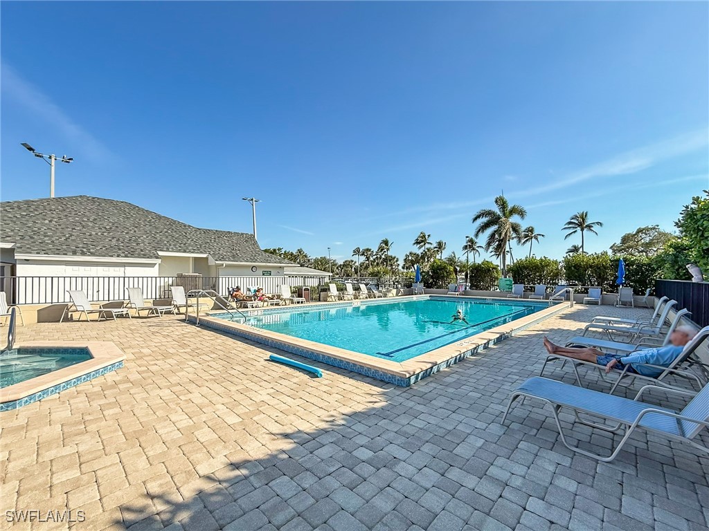 16101 Kelly Woods DR
