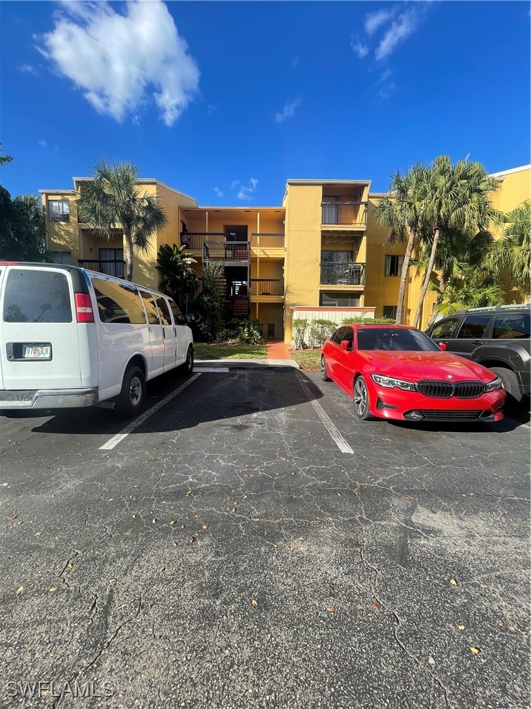 2845 Winkler AVE 324
