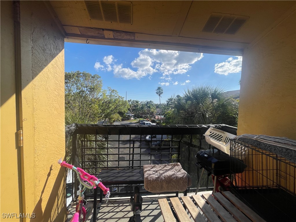 2845 Winkler AVE 324