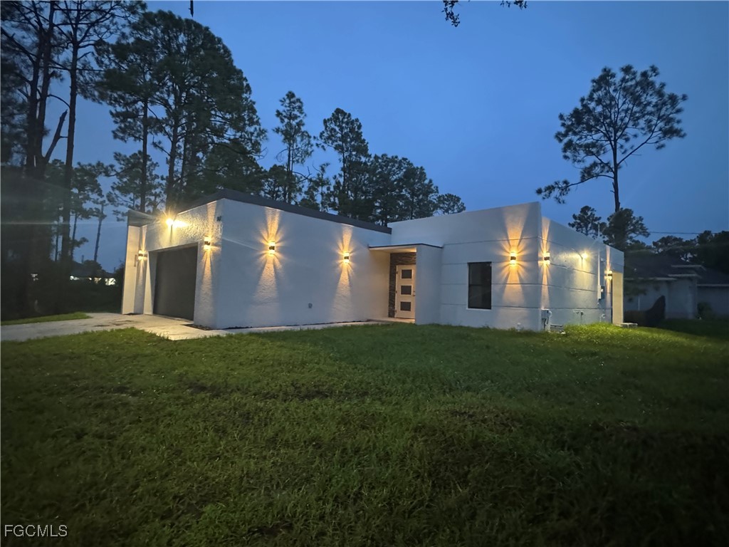 307 W 9th ST