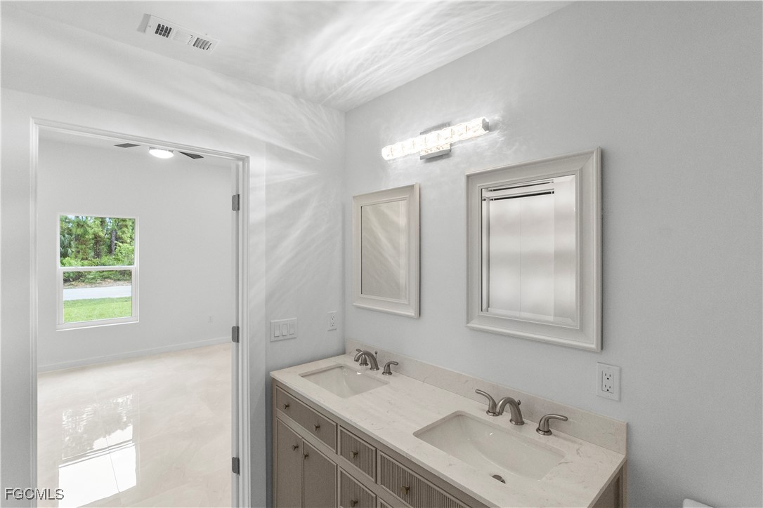 307 W 9th ST