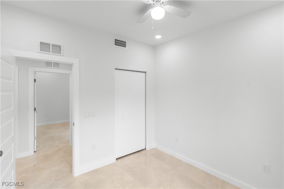 307 W 9th ST