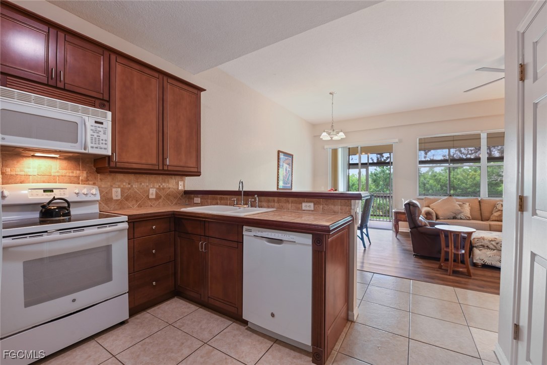 3181 Matecumbe Key RD 28