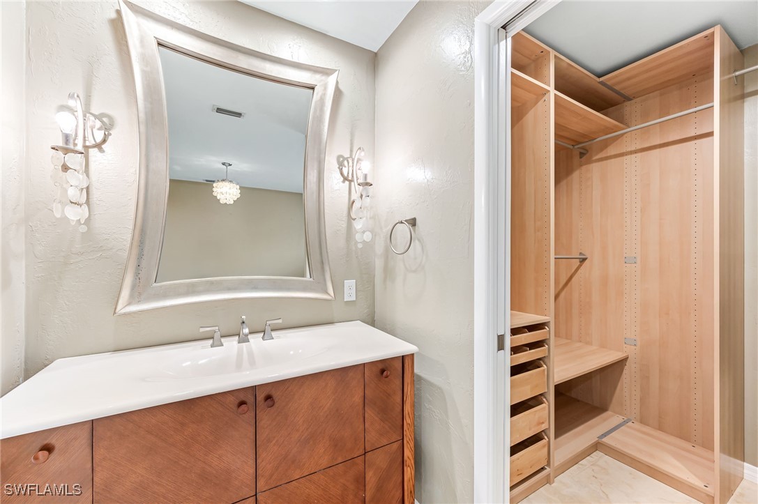 13149 Inglenook CT