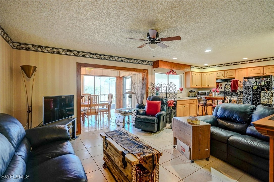 1201 SE 33rd TER