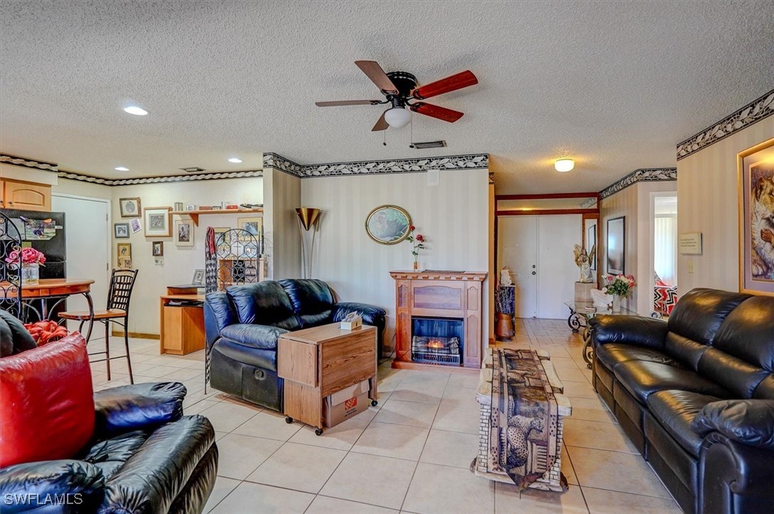 1201 SE 33rd TER