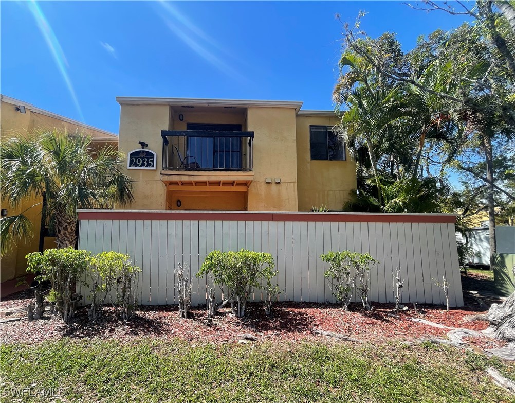 2935 Winkler AVE 1105