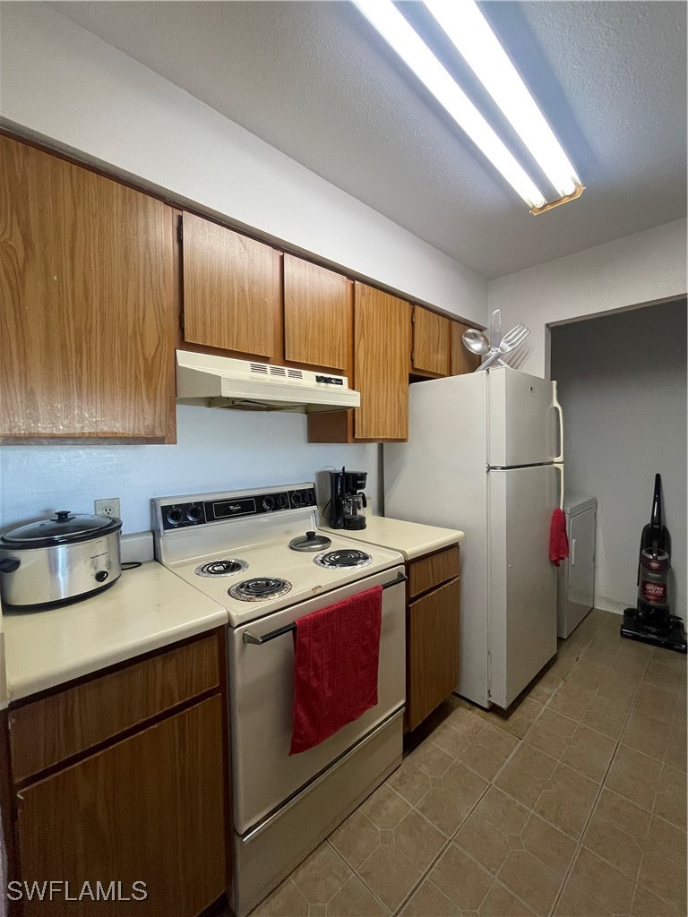 2935 Winkler AVE 1105