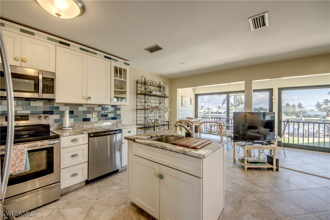 7731 Bocilla LN 12