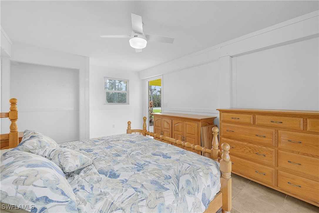 2705 Sanibel