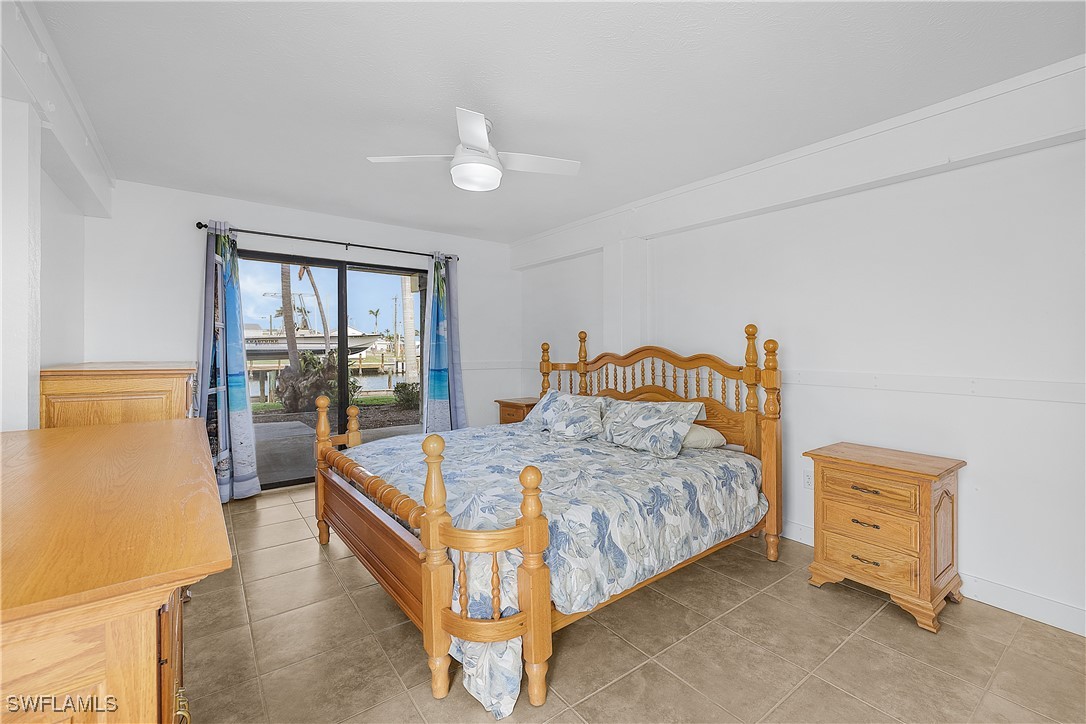 2705 Sanibel