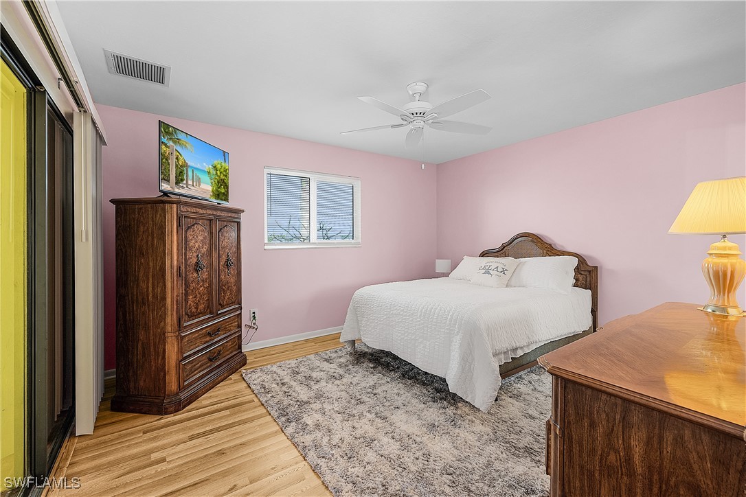 2705 Sanibel