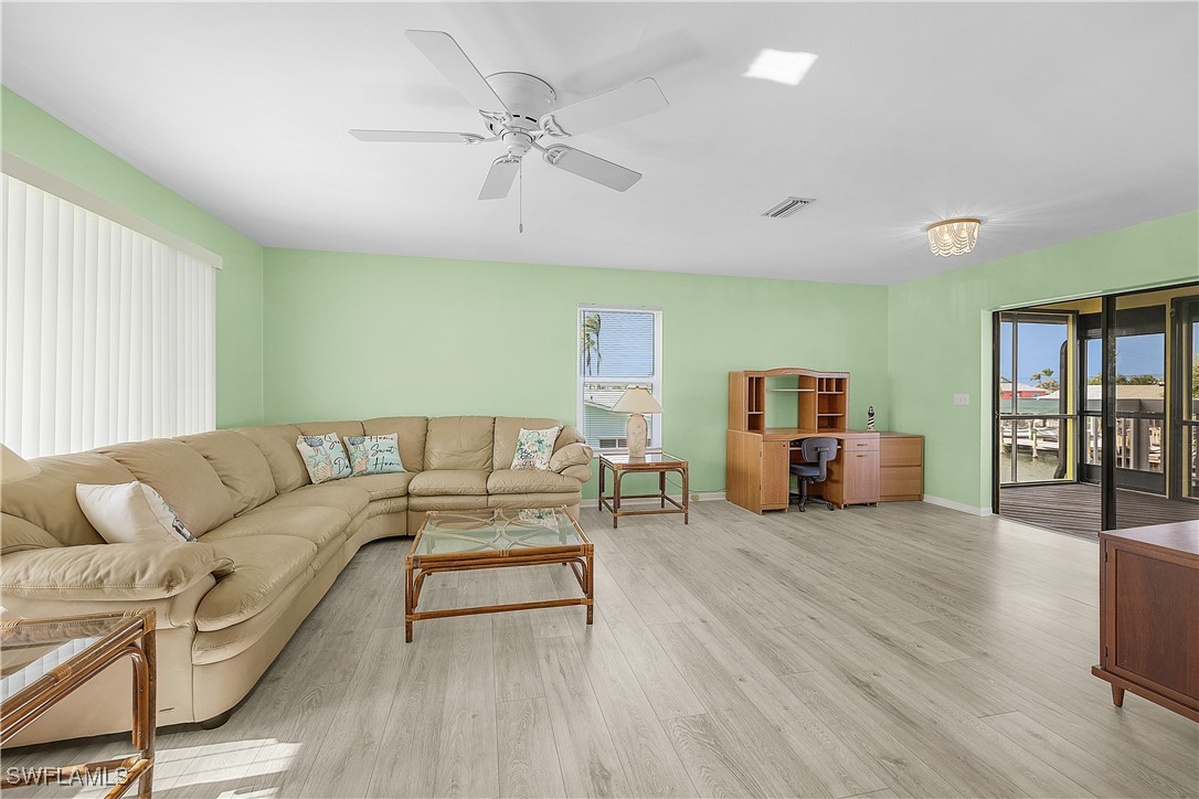 2705 Sanibel