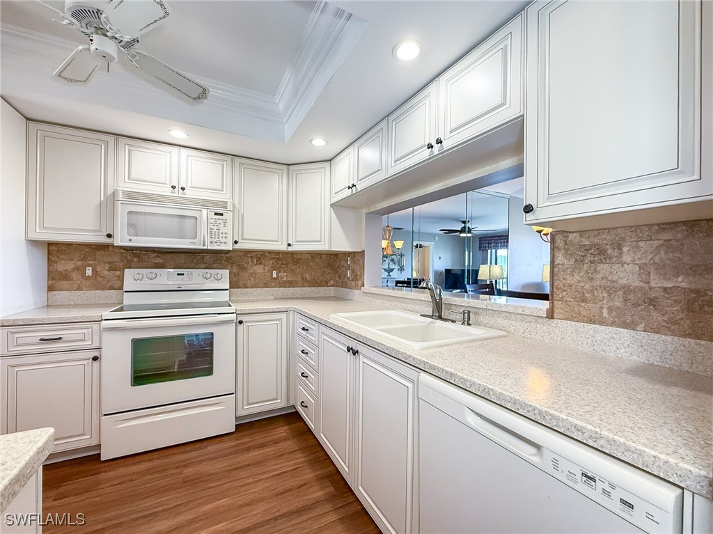12621 Kelly Sands WAY 326