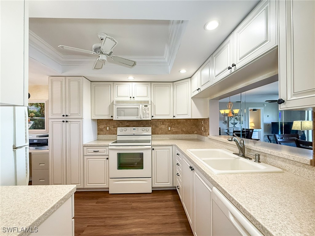 12621 Kelly Sands WAY 326
