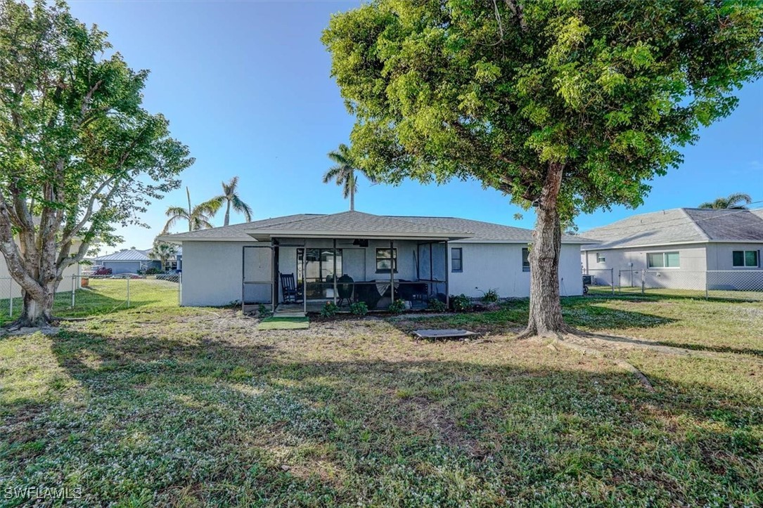 305 SE 14th TER