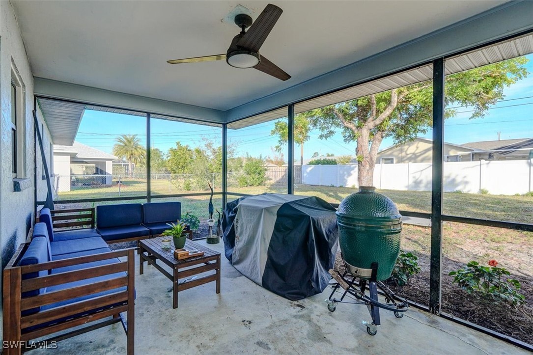 305 SE 14th TER