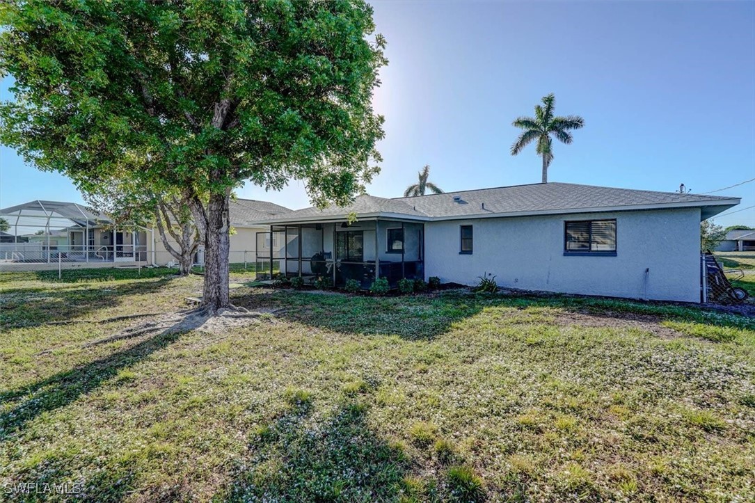 305 SE 14th TER