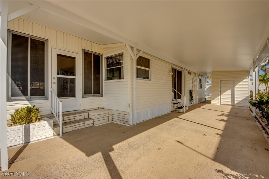 4974 Porky LN