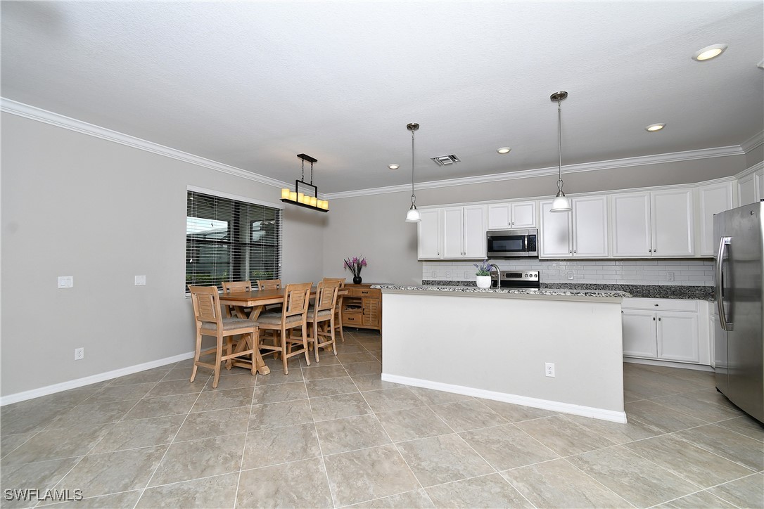4363 Bismark WAY