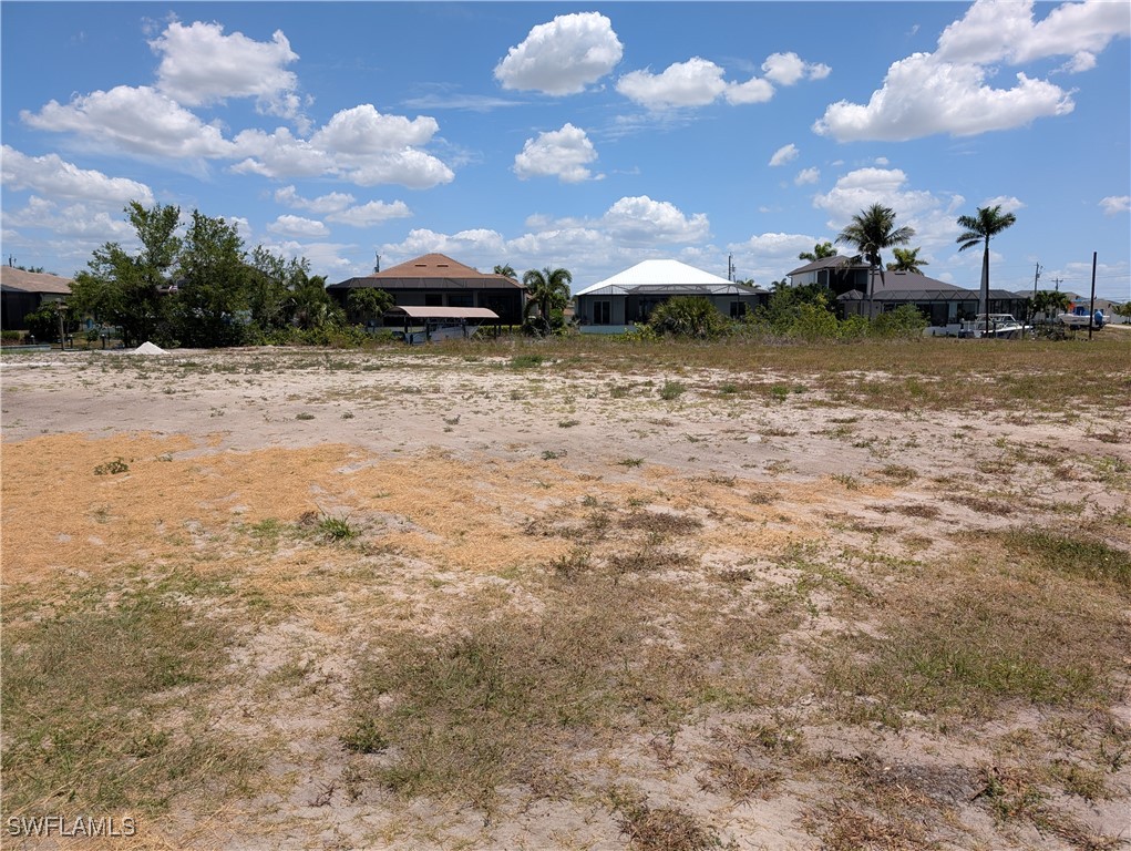 15 NW 39th AVE