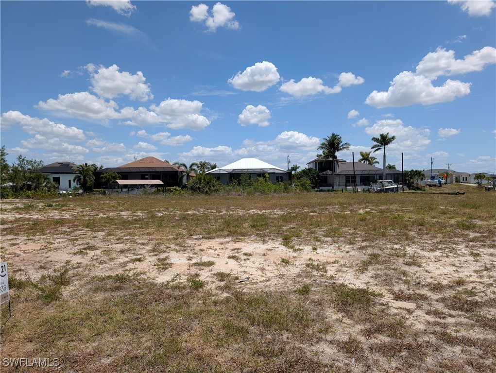 19 NW 39th AVE