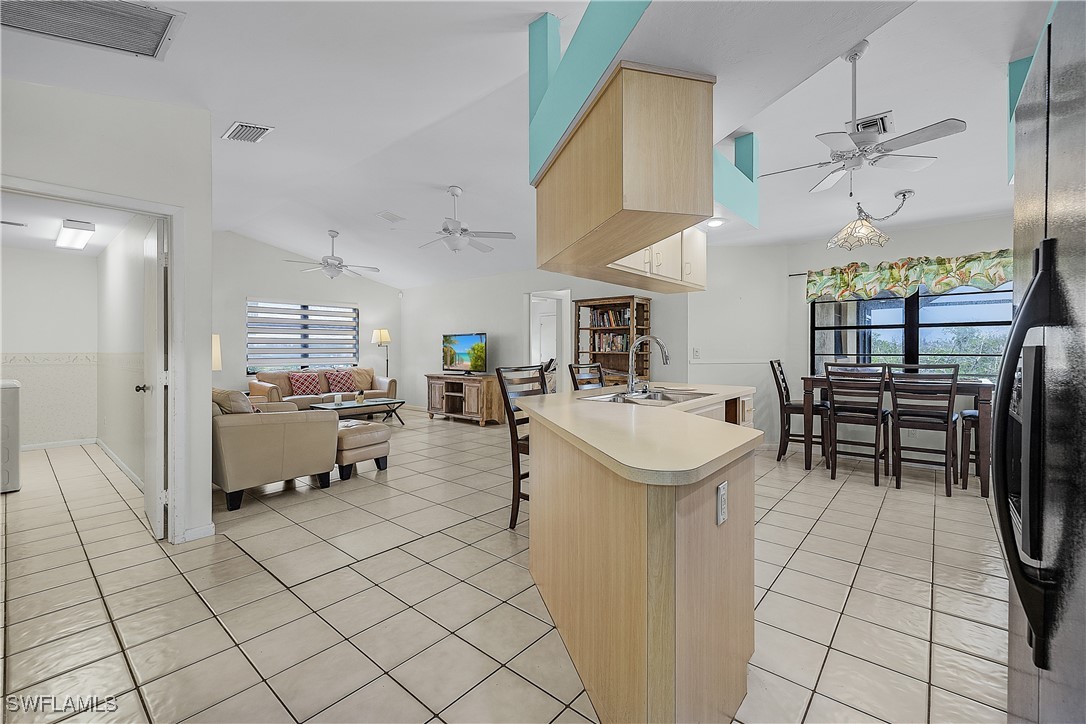 5127 Genesee PKWY