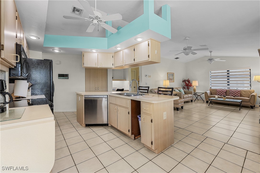 5127 Genesee PKWY
