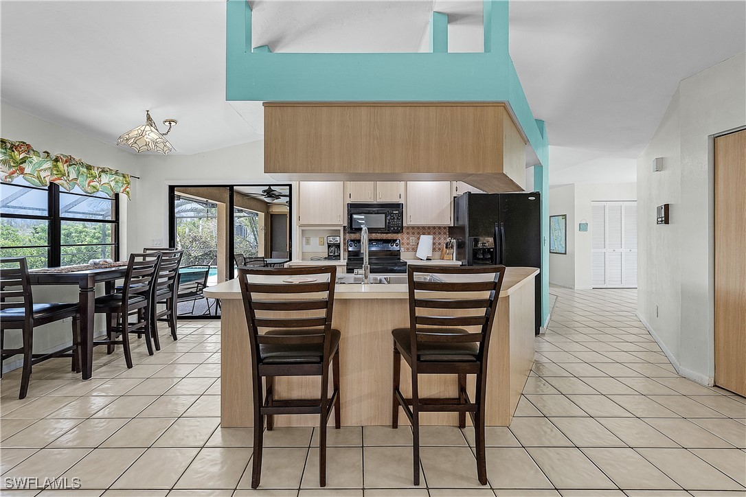 5127 Genesee PKWY