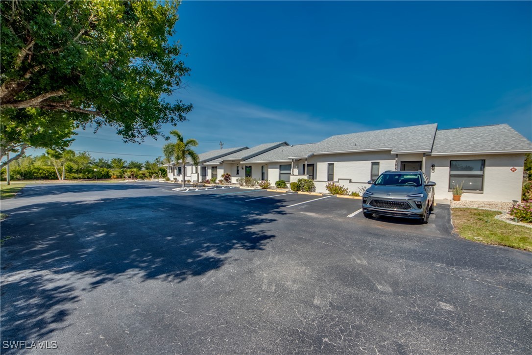 3914 SW 8th CT 103