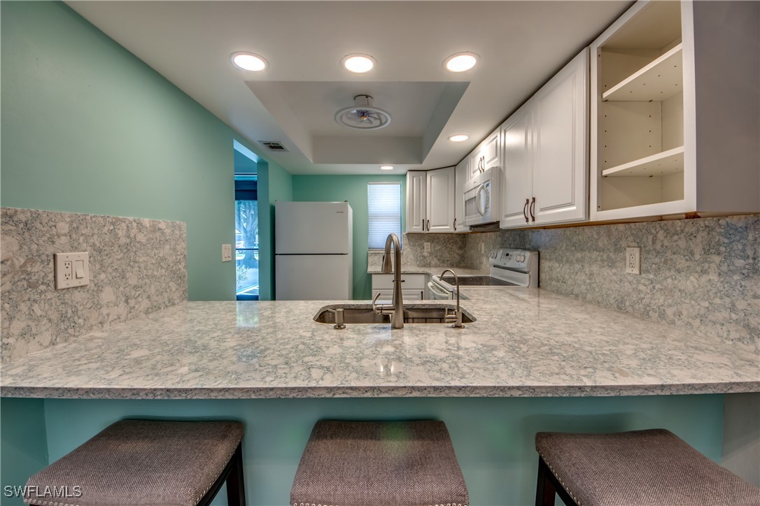 3914 SW 8th CT 103