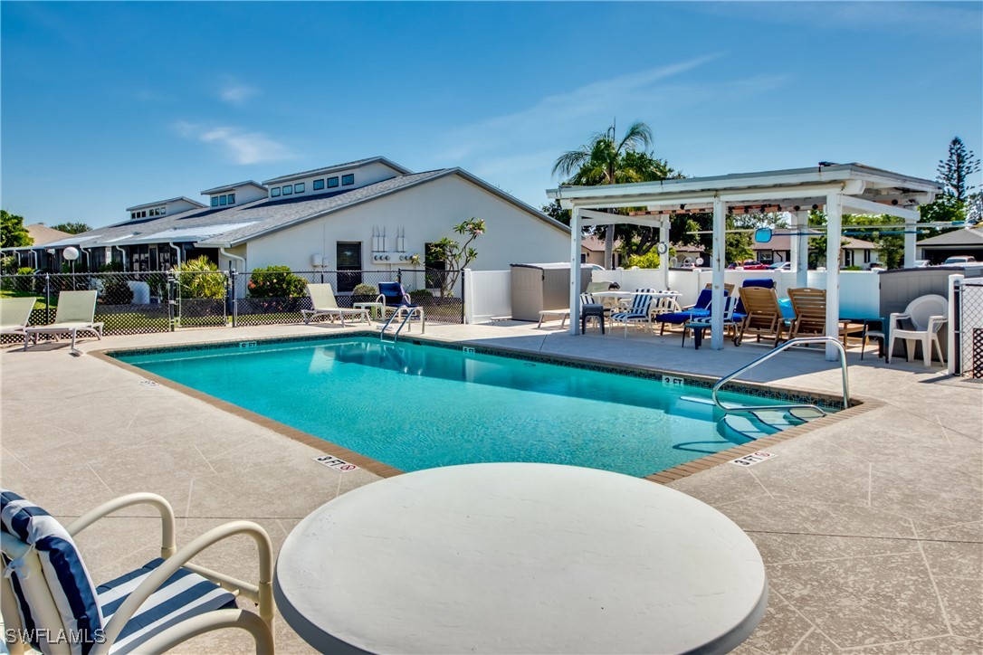 3914 SW 8th CT 103