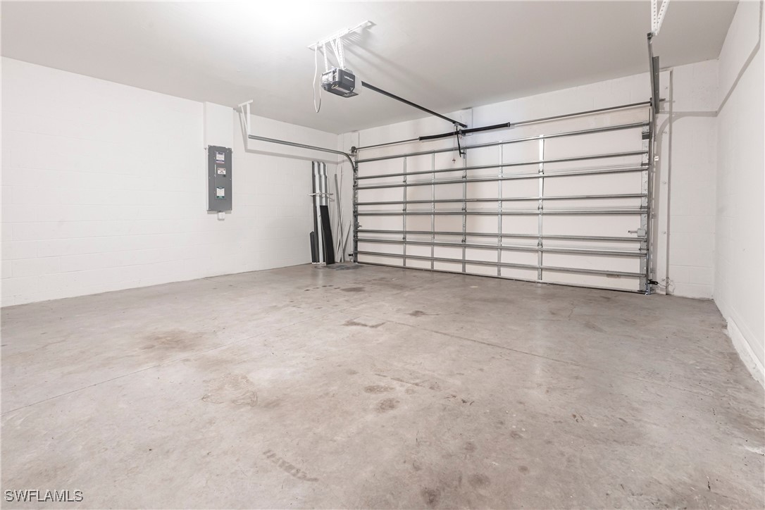 626 SW 26th TER