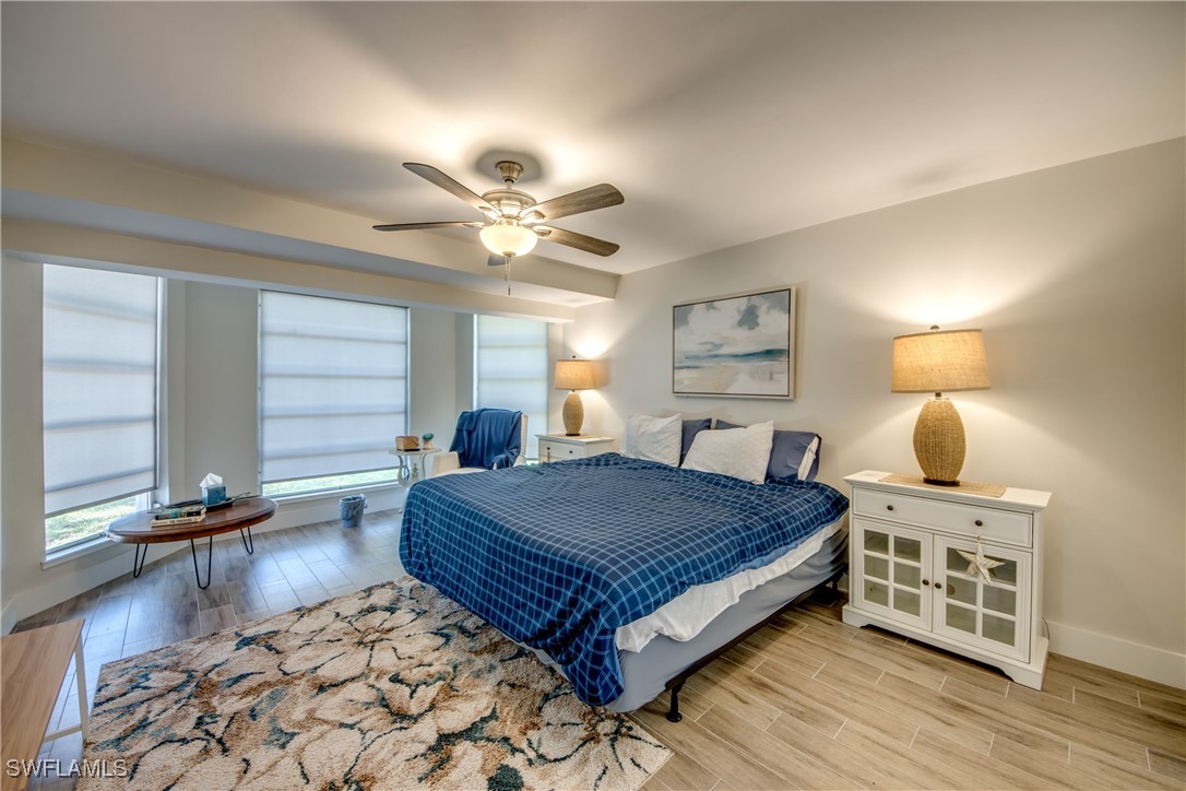 1031 Dolphin DR