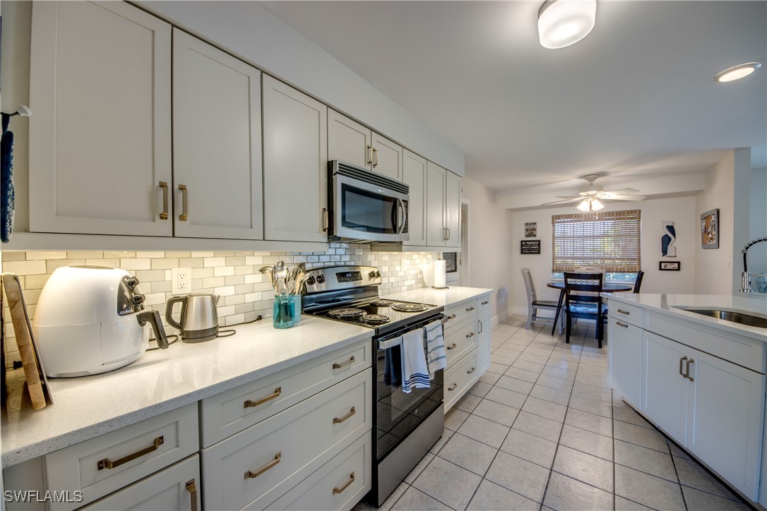 1031 Dolphin DR