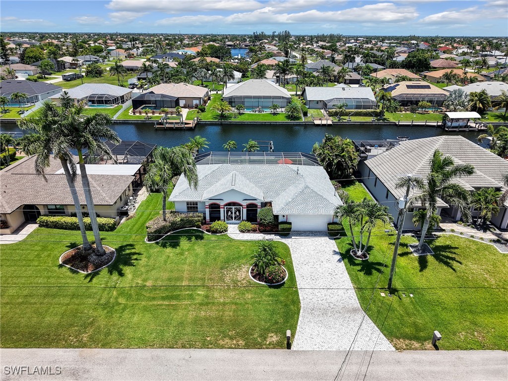 4620 SW 17th AVE