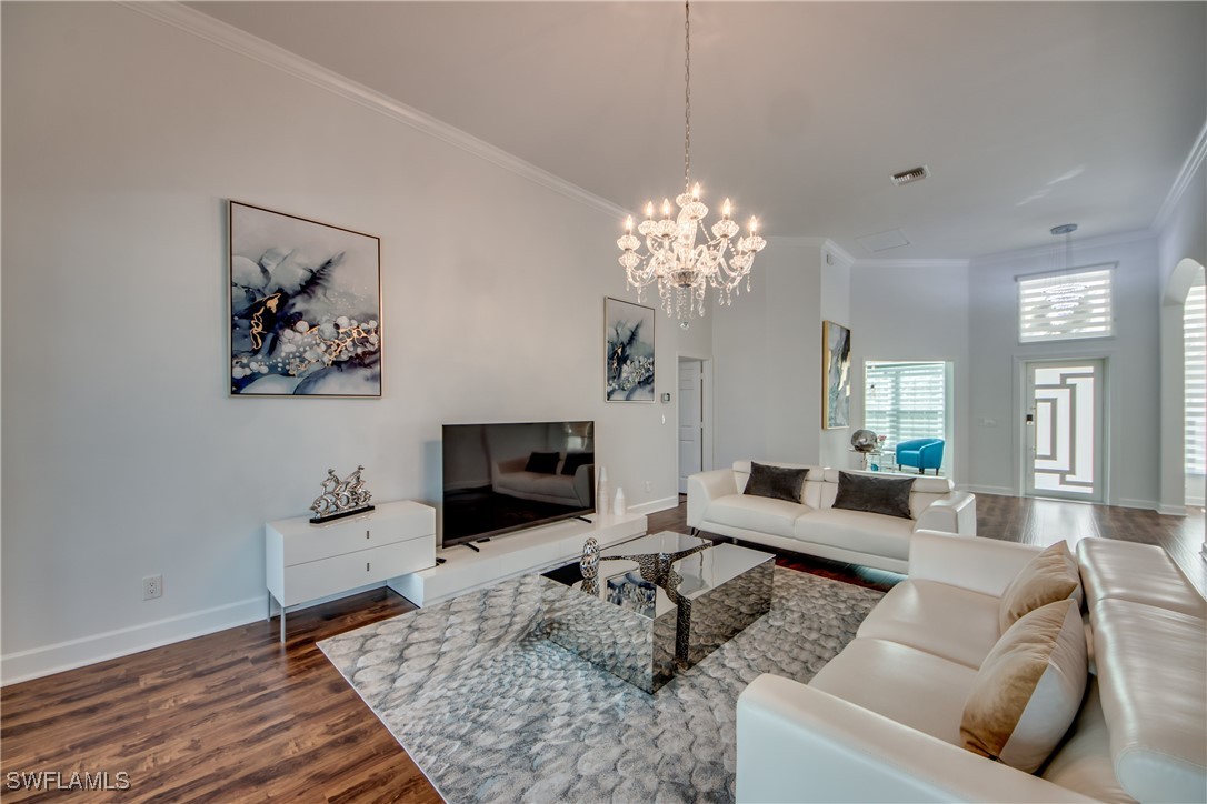 2703 SW 43rd TER