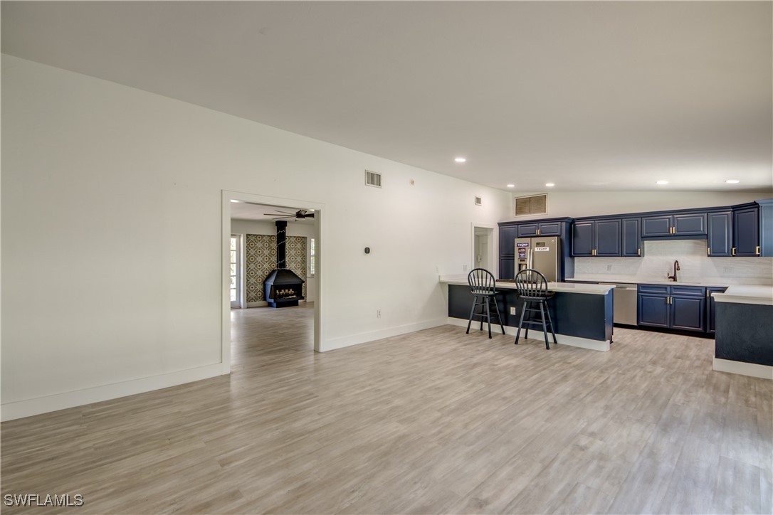 2342 Dover AVE