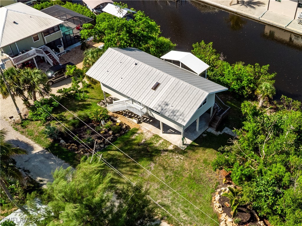 3659 Schooner LN