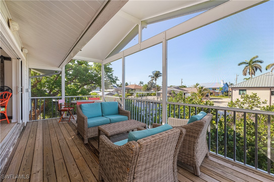 3659 Schooner LN
