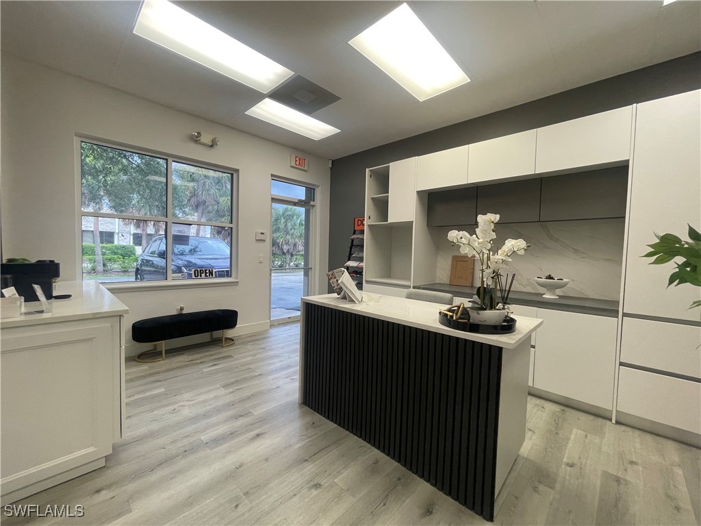 4300 Ford ST 110B