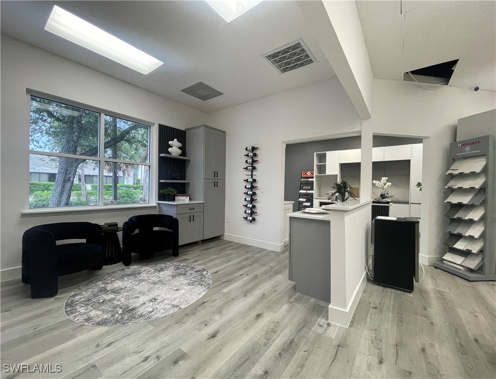 4300 Ford ST 110B