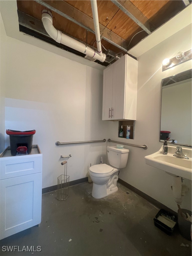 2783 N Airport RD 309