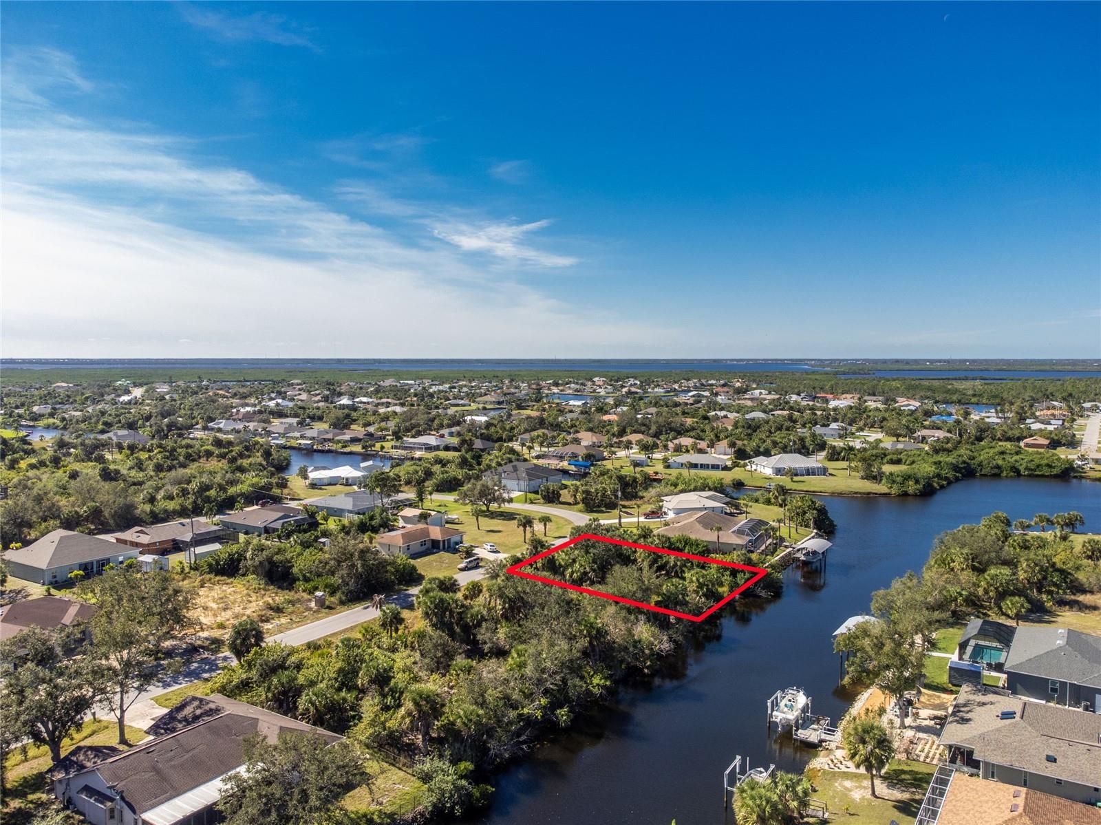 17324 GULFSPRAY CIR