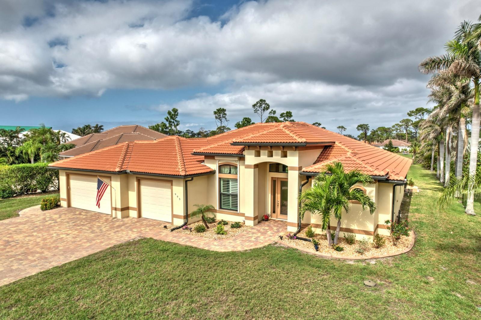 995 ROMANO KEY CIR