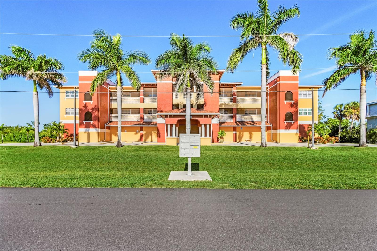 17495 BOCA VISTA RD #6
