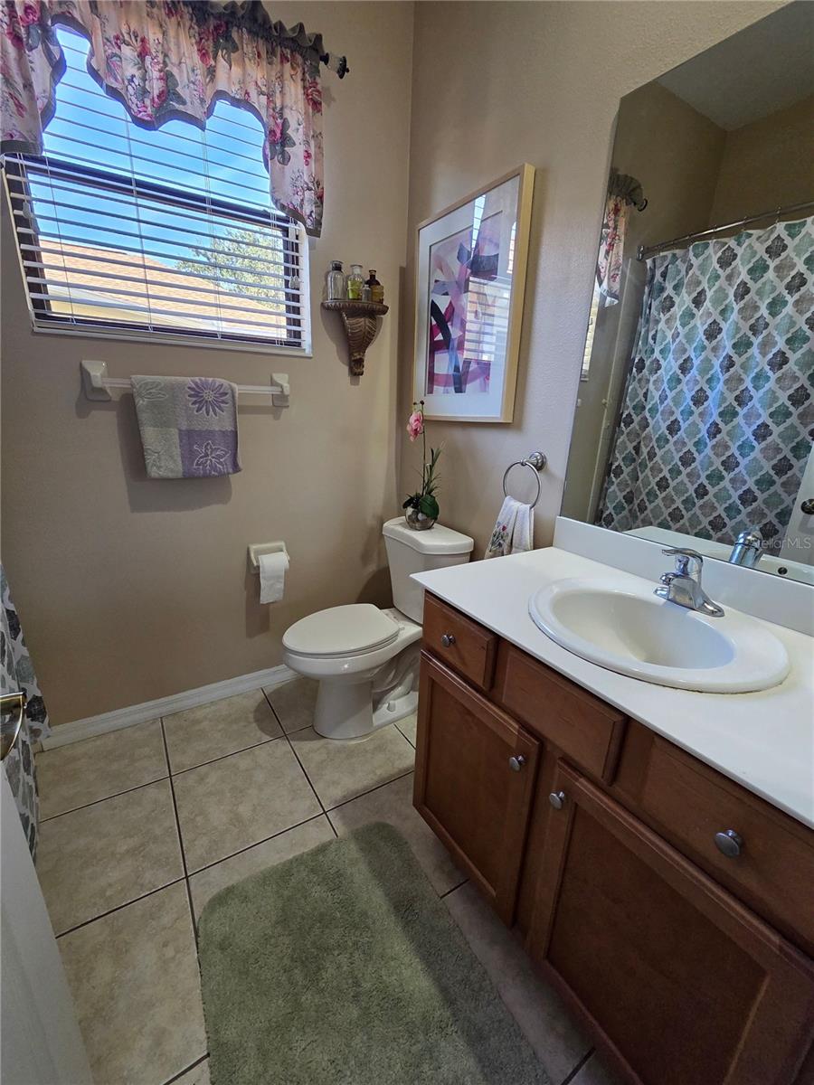 24412 LAKEVIEW PL